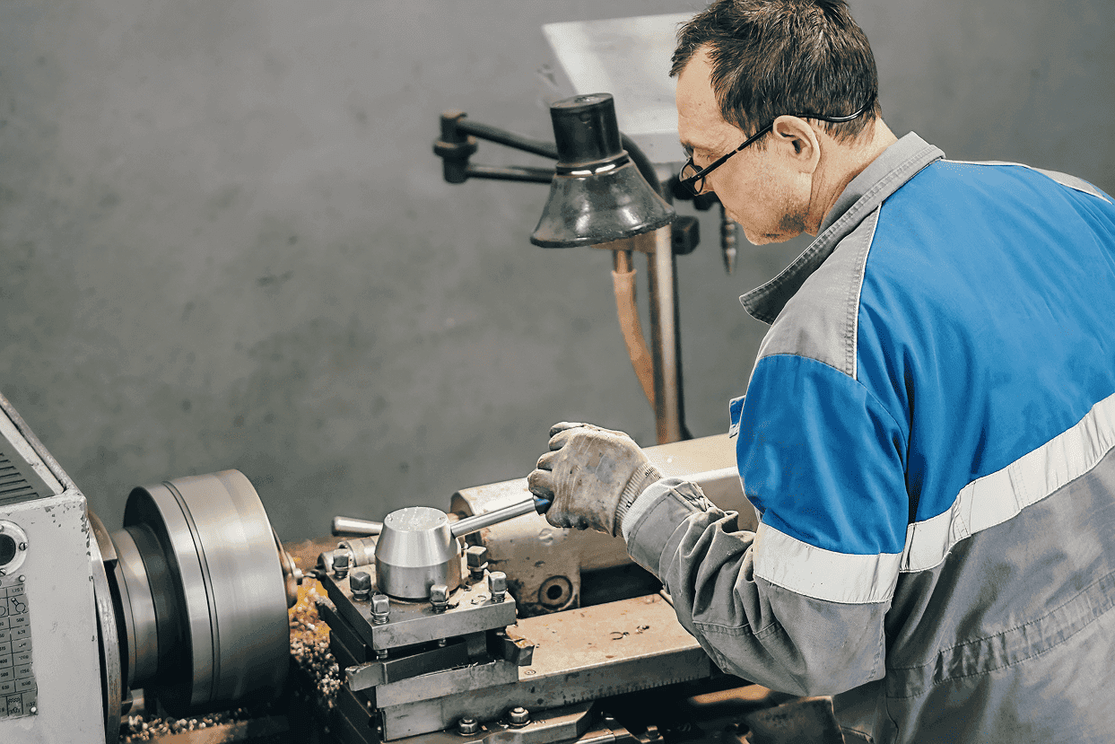 Фрезеровщики для машиностроения в Краснодаре — аутсорсинг персонала Стафф-Б